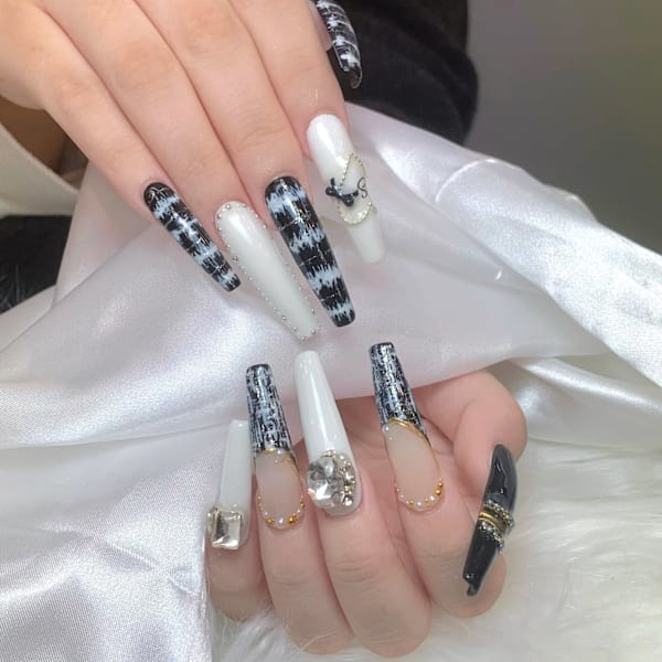 ブラック×ホワイトで魅せる高級ツイード|Hiyu Beauty