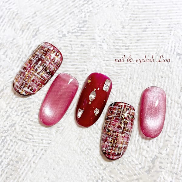 ツィードネイル