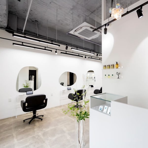 白silo船橋【シロ】