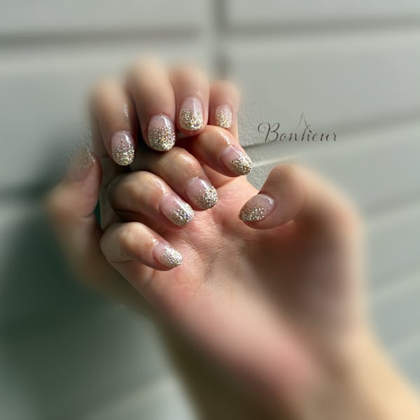 三色グラデネイル