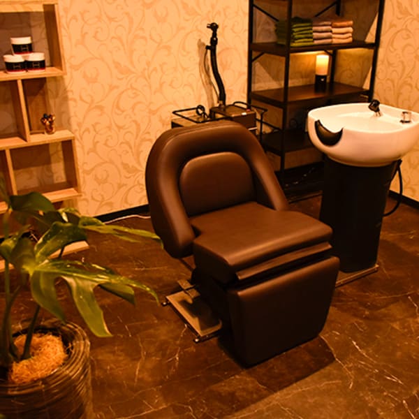 ヘッドスパ専門店LUYL