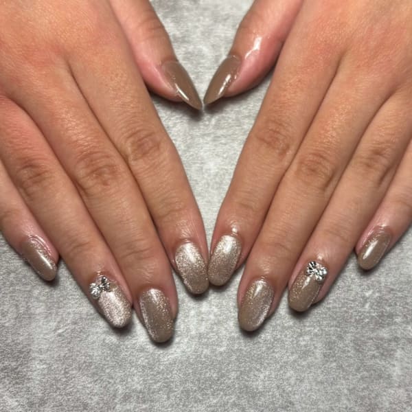 Toyale 三宮元町×ジェル|Toyale 三宮元町 [パラジェル/フィルイン/マグネット/ジェルネイル]