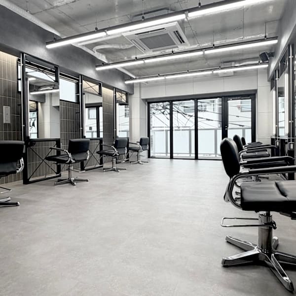 men's salon Gaudi 博多店【メンズサロン ガウディ】