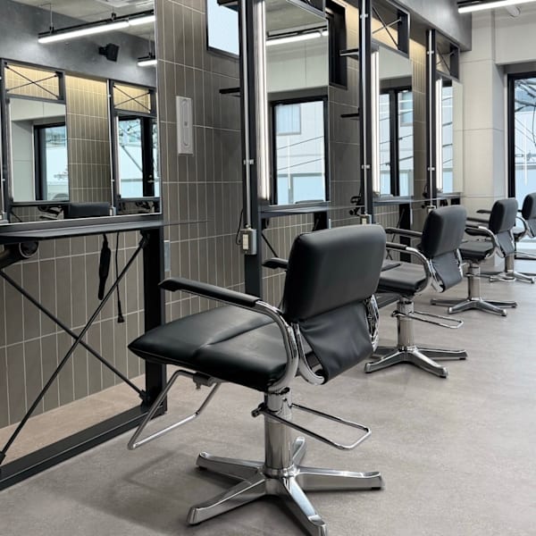 men's salon Gaudi 博多店【メンズサロン ガウディ】