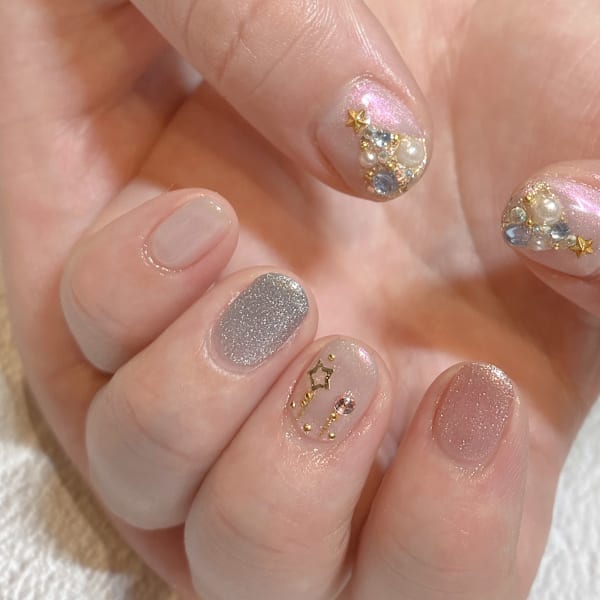 ご新規様限定】定額トレンドデザインネイル＋他店オフ代無料