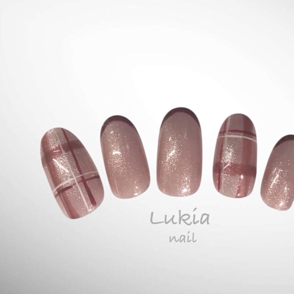 冬おすすめ☆チェックネイル