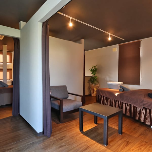 Chaleur【シャルール】Anatomy Therapy