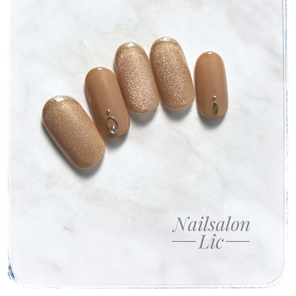 HANDジェルネイル|Nailsalon Lic