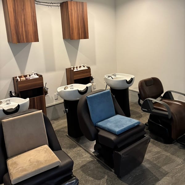 hair NAVONA 千代ケ崎店【ヘア ナヴォーナ】