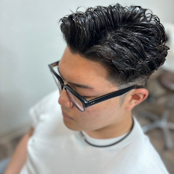 hair NAVONA 大浦店【ヘア ナヴォーナ】
