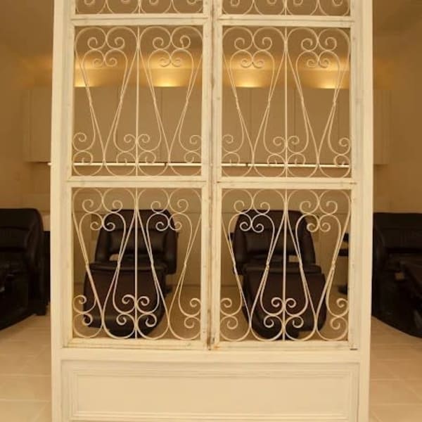 美容室 STROKE 八街店【ストローク】