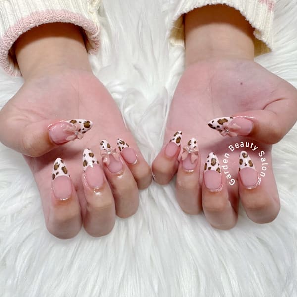 可愛いヒョウ柄フレンチ☆リボン