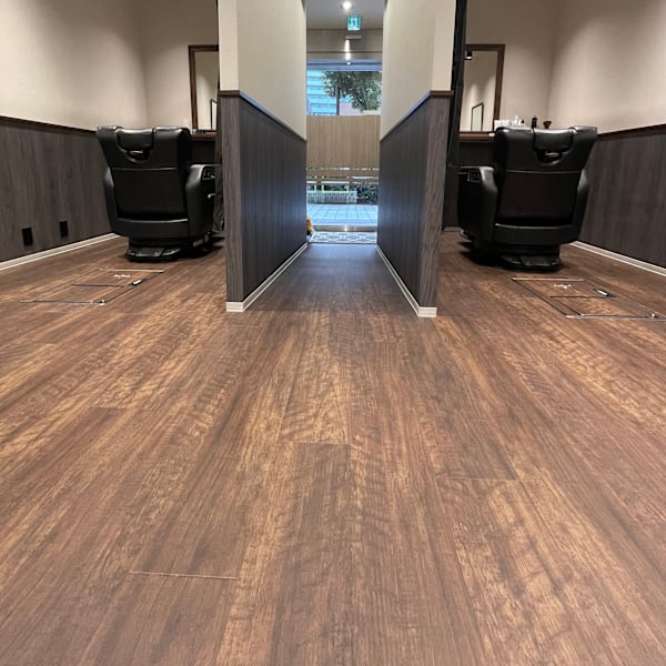 UN businessman barber