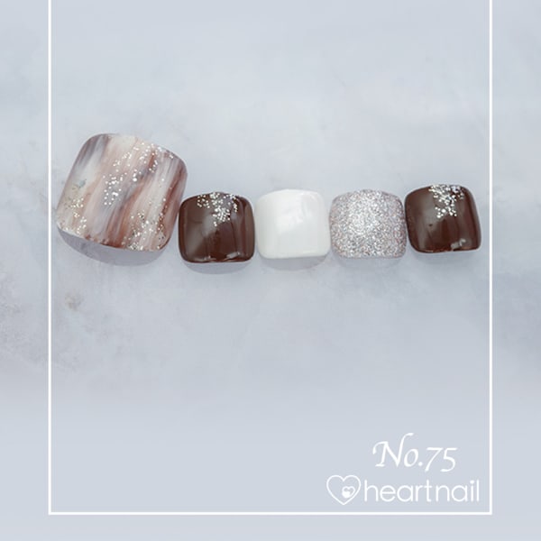 フットネイル：No.75