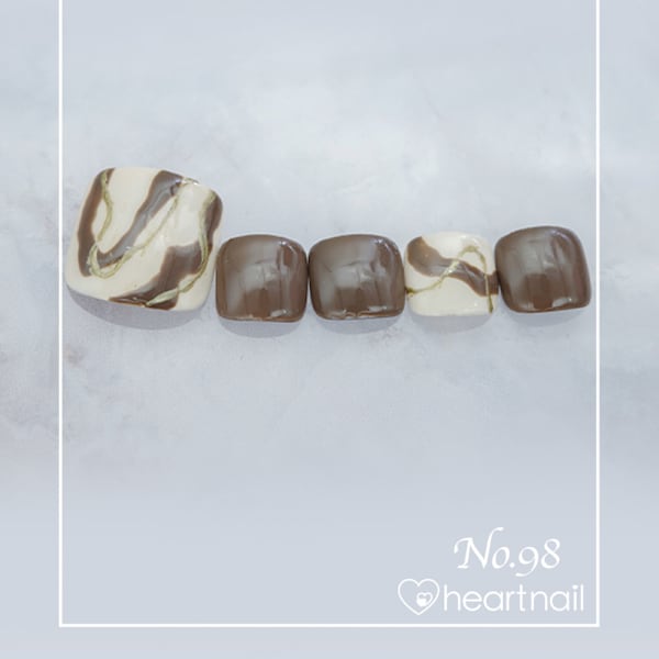 フットネイル：No.98