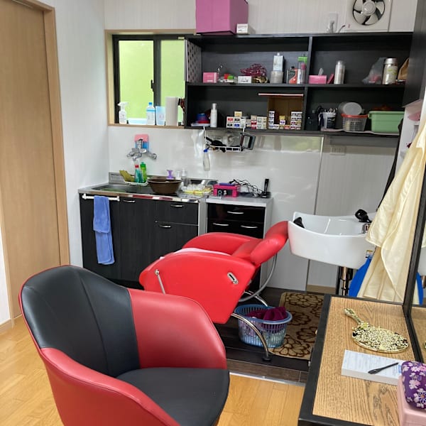 ふれあい美容室 繋