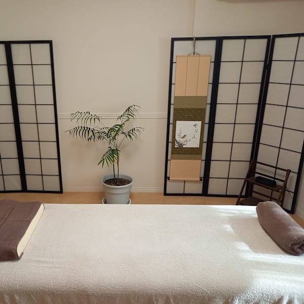 栄町ボディーメンテナンスROOM