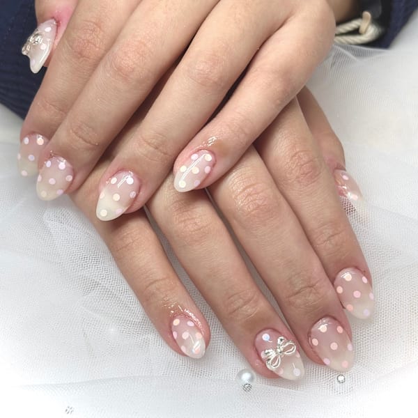 ちゅるんドットネイル♪|studio tam