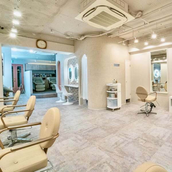 ULUA 吉祥寺店【ウルア】