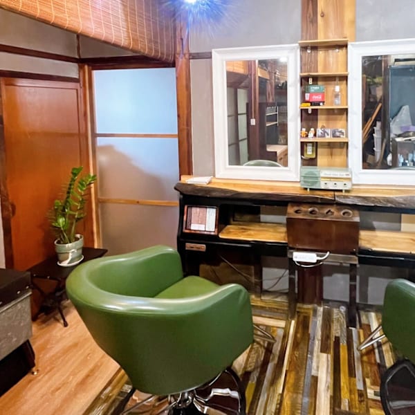 完全予約 隠れ家美容室COLORS 大月鳥沢店