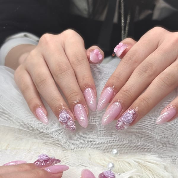 キラキラ薔薇ネイル♪|studio tam