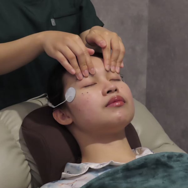 AND BLINQ 【眼精疲労・目疲れ専門】恵比寿店