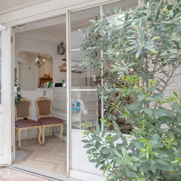 Amule hair salon (旧：髪質改善サロン CHAINON梅ヶ丘 【シェノン】)