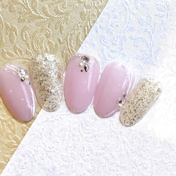  【祝☆記念日ネイル】素敵な日のために|beauty labo Lore