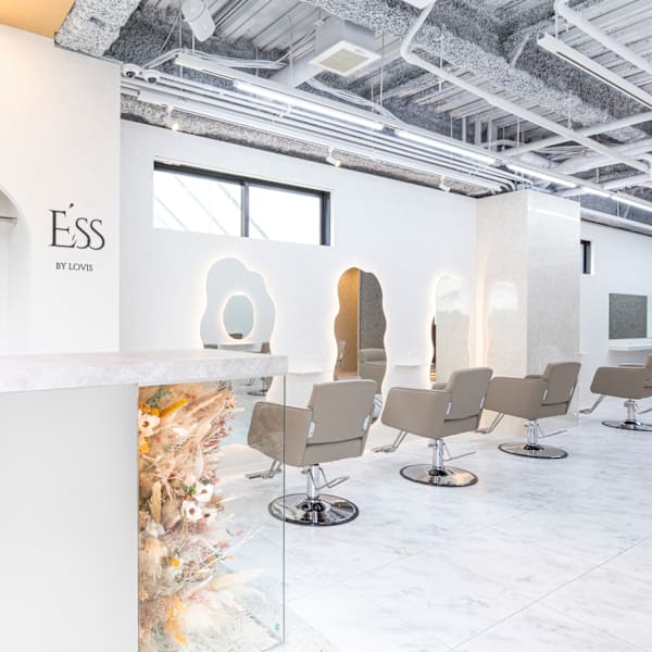 Ess 熊谷 艶髪/髪質改善/ブリーチ