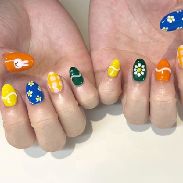 ミッフィーネイル