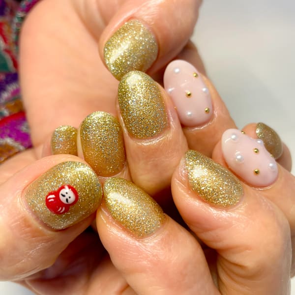 〈シェラック〉だ・る・ま|MENARD CHAMPS BILEC Nail Salon