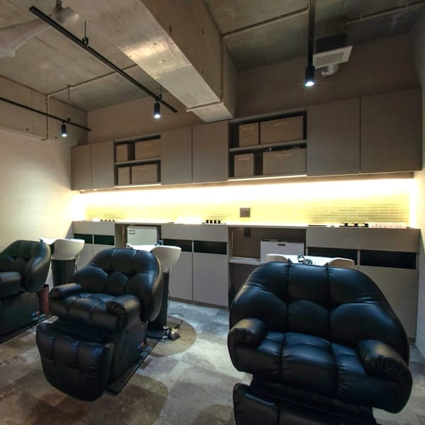 半個室型美容室 Sourire 室見店