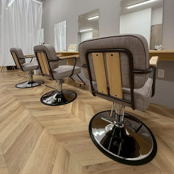 白髪染め専門店&colors 岡崎法性寺店