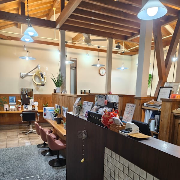 美容室 紗瑠樓壱番館