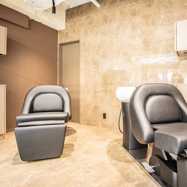 EIGHT white 札幌駅前店【エイト ホワイト】