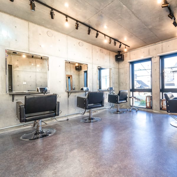 ONE EIGHTY 表参道 ハイトーン/ダブルカラー/ハイライト