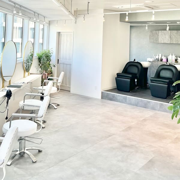 髪質改善大人ショート＆白髪ぼかし専門店 altru 池袋