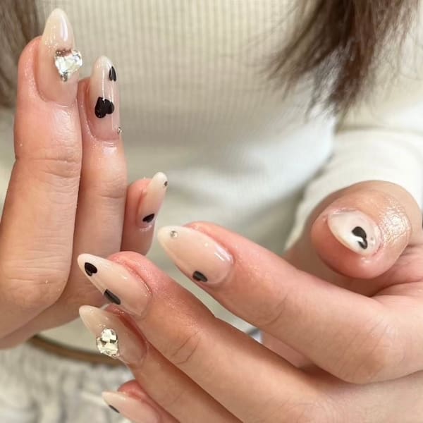 ネイルサロン Zina nail 大阪茨木【パラジェル/フィルイン導入】