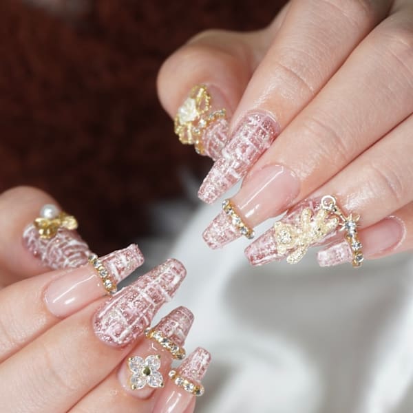 nail salon Karen~華蓮~