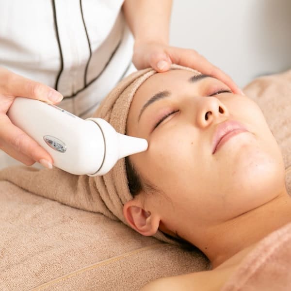 目元ケア専門 リラク&エステ EYE CARE 【アイケア】