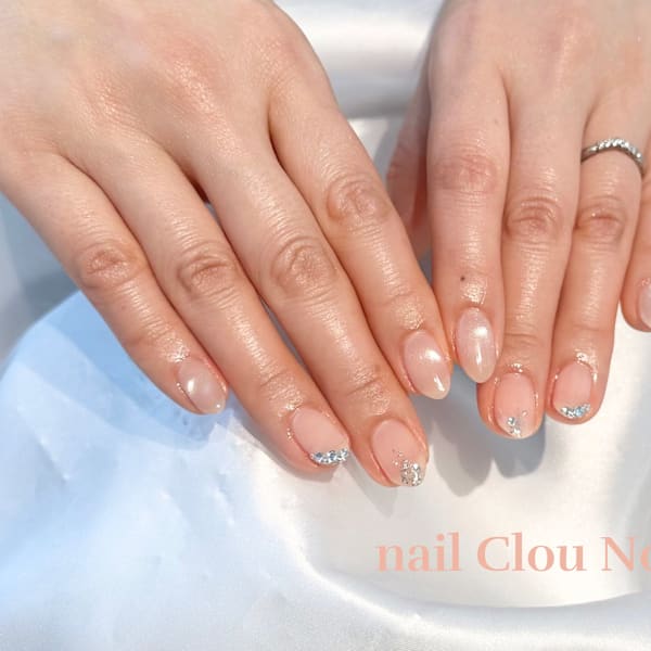 うる艶マグネット×フレンチ|nail Clou Noble