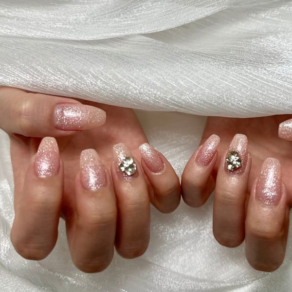 Asteria nail salon