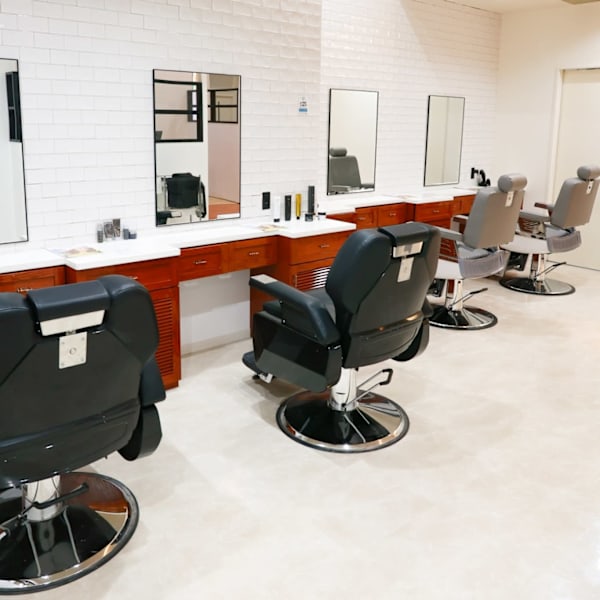 VAN COUNCIL ヒルズウォーク徳重店【ヴァン カウンシル】