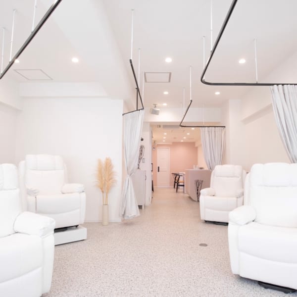 eight eyelash＆nail  吉祥寺店【エイト ネイル】