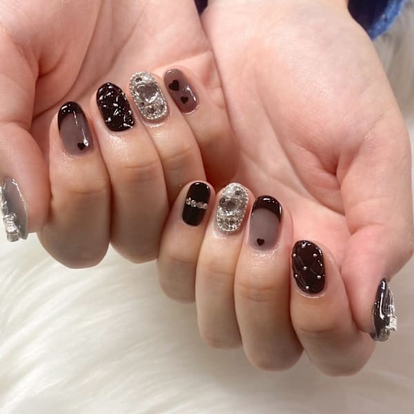 ブラックネイルハートデザイン|ネイルサロン Zina nail 大阪茨木【パラジェル/フィルイン導入】