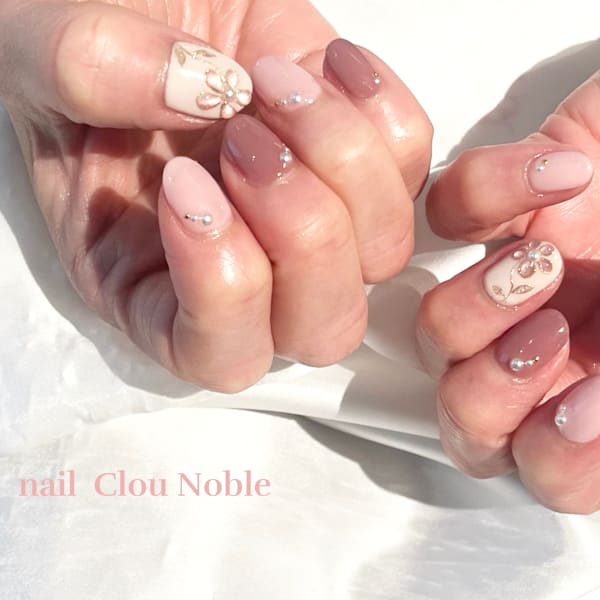 フラワーネイル|nail Clou Noble