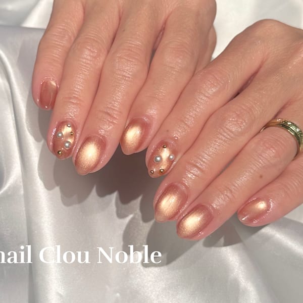 水光マグ×パールスタッズ|nail Clou Noble