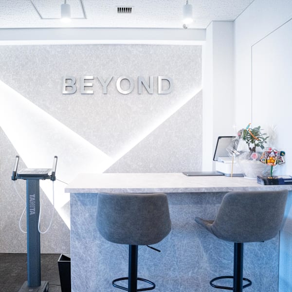 BEYOND 四谷三丁目新宿御苑店