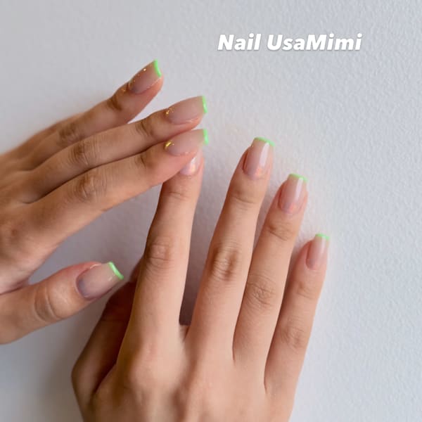 オーロラ&ラインフレンチネイル✨|Nail UsaMimi