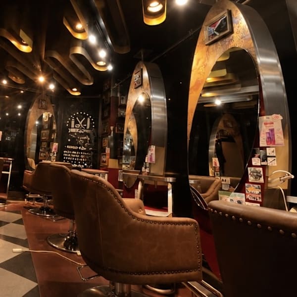 GLITZ 横浜 石川町店